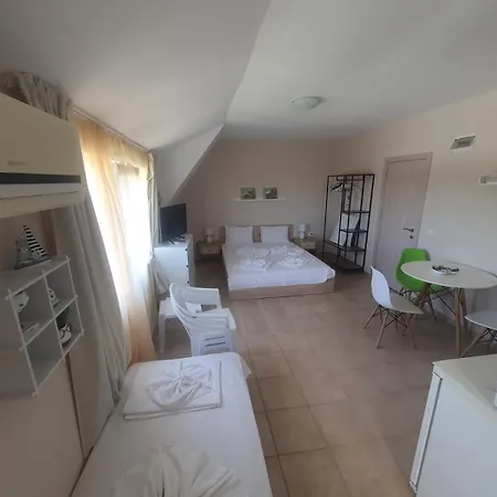 Διαμέρισμα Ivelin *