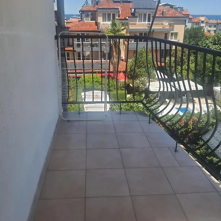 ивелин Лозенец